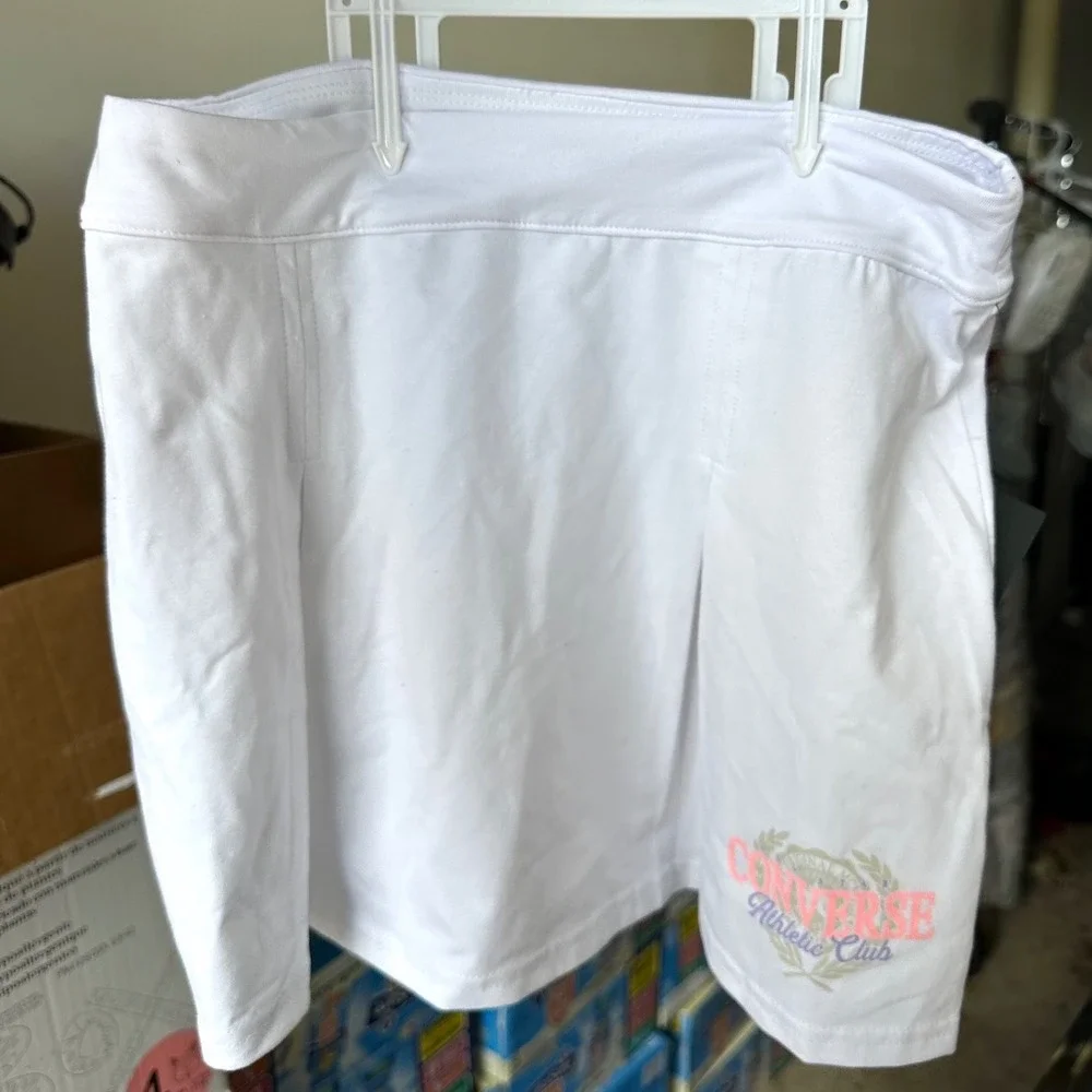 Converse Girls Athletic Club Skort White Pleated Skirt Size M 10-12 NWT